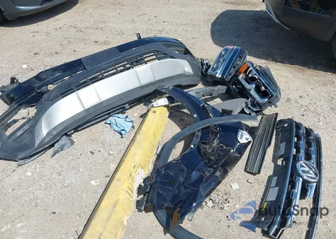 2019 Volkswagen Atlas 3.6L V6 Se W/Technology из США, поврежденный, VIN 1V2WR2CA3KC612435